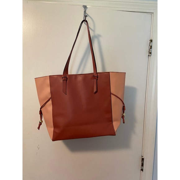 Victoria's Secret Rose Peach Colorblock Tote NWOT - Picture 6 of 6